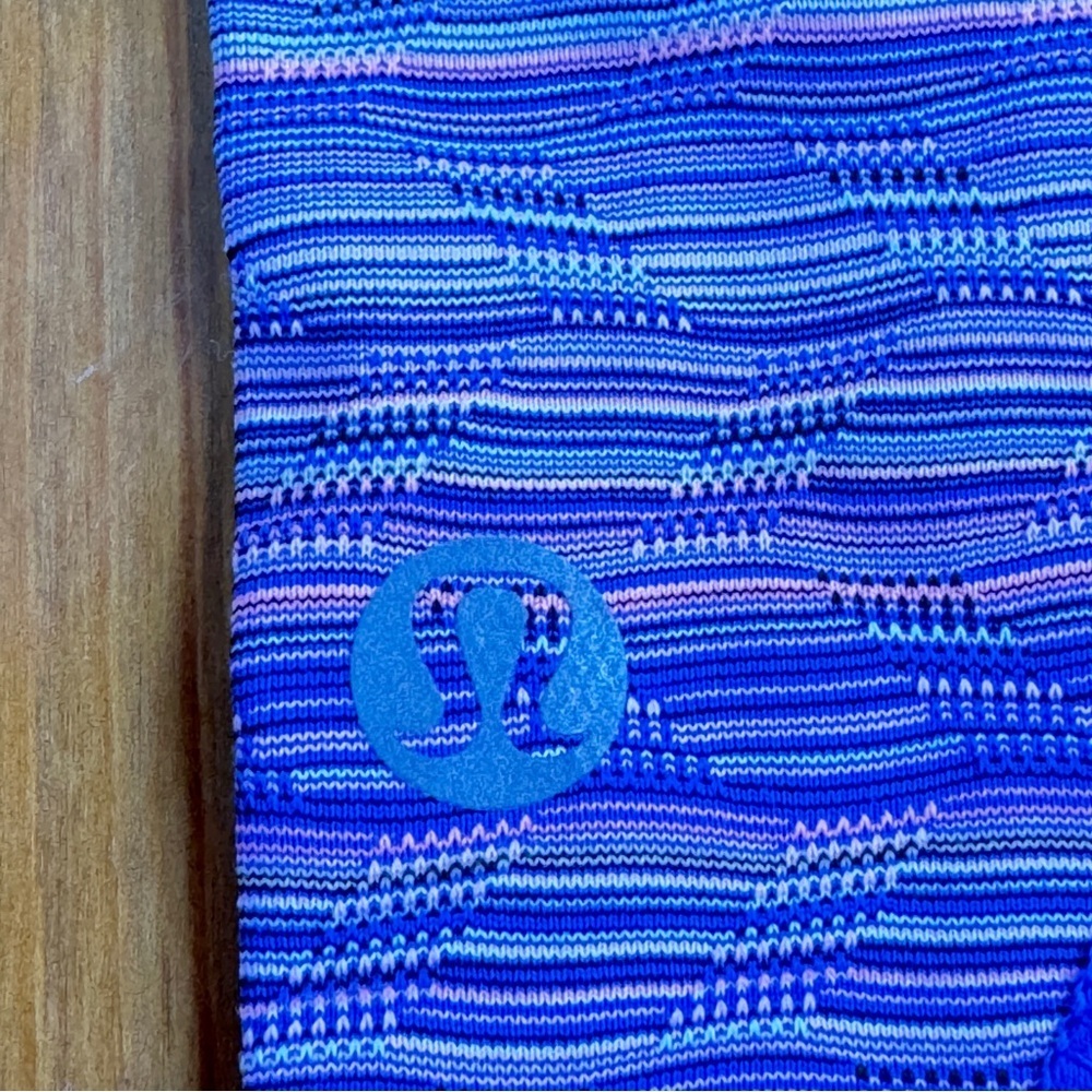 Lululemon capris - Picture 13 of 14